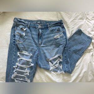 American Eagle Mom Jean